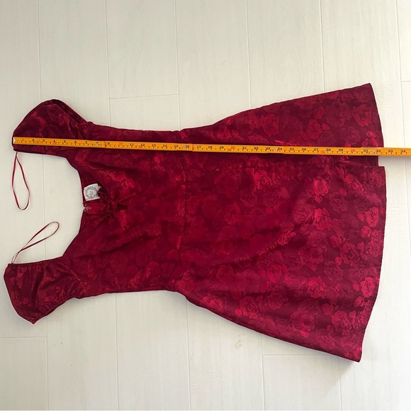 BLUE RAIN Francesca’s Ava Floral Red Jaquard Mini Dress, M - Picture 9 of 17